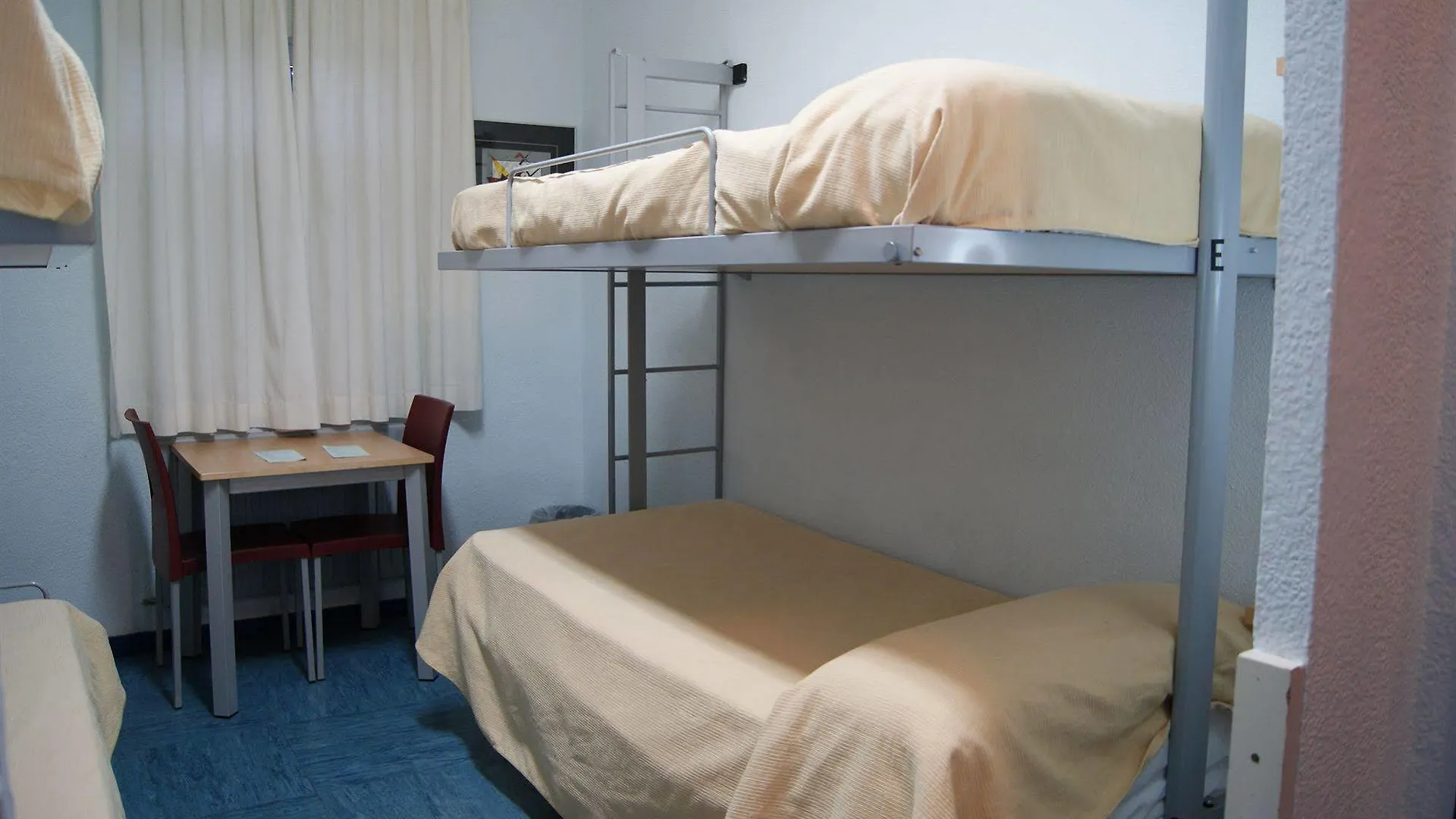 Albergue Inturjoven Huelva 0*,