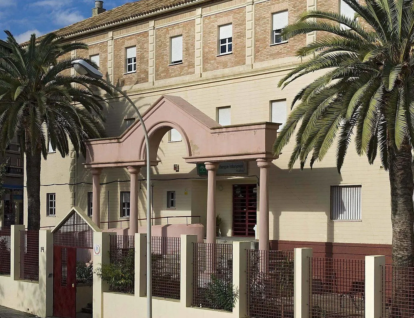 Albergue Inturjoven Huelva 0*,  Spanien